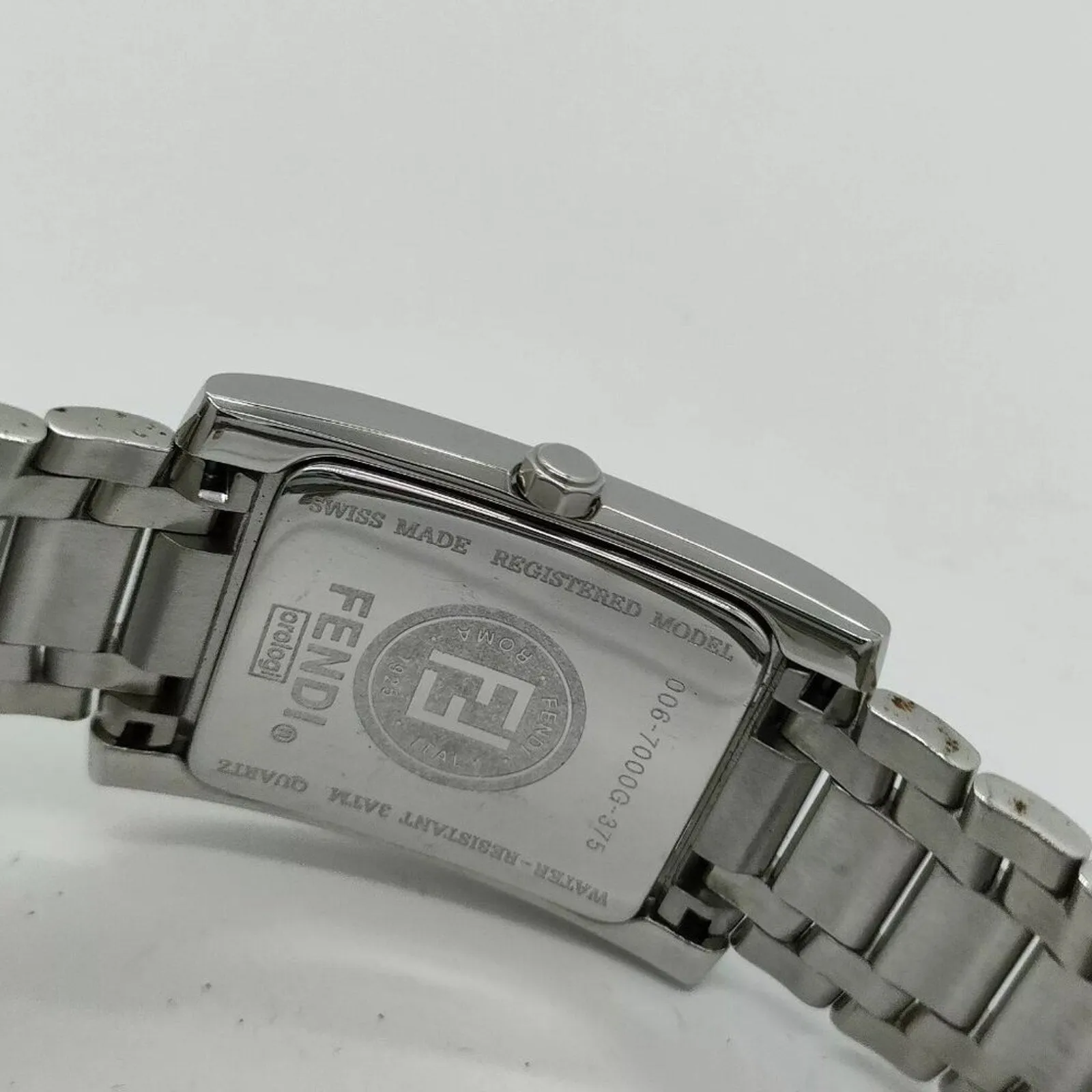100% Authentic Fendi Watch 7000G 36mm Unisex Whites X Silver