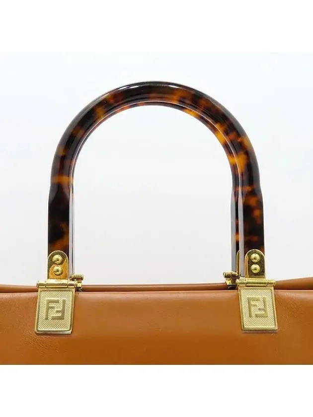 8BH372 Tote Bag
