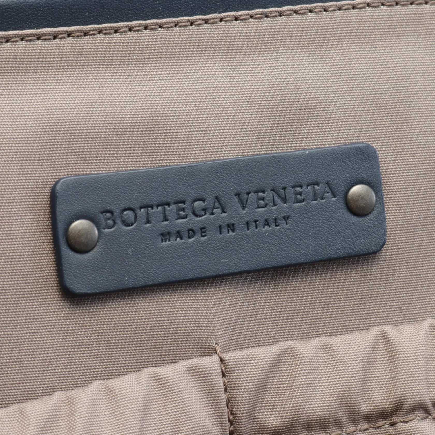 Bottega Veneta Intrecciato Leather Carry Bag