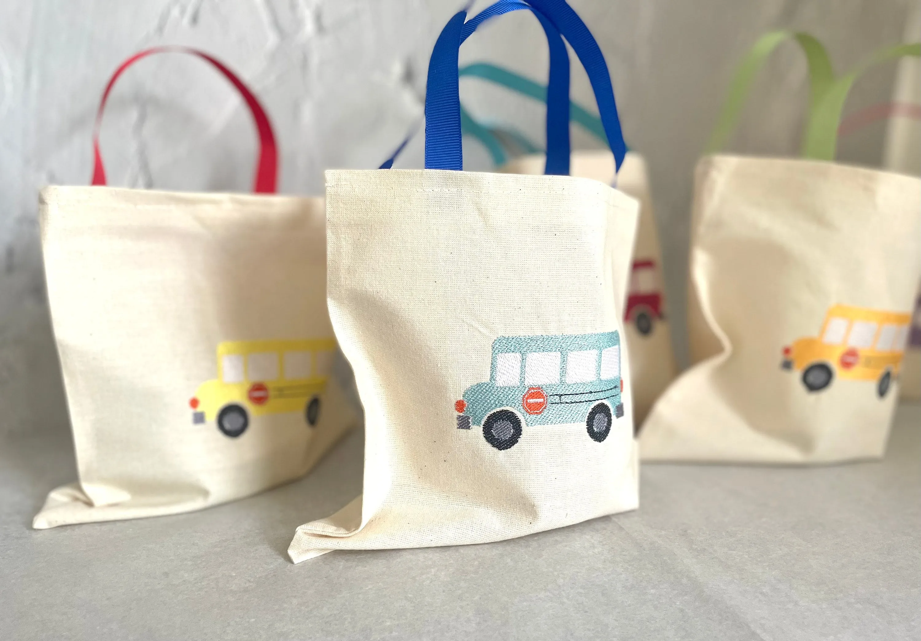 Busses cotton party bags