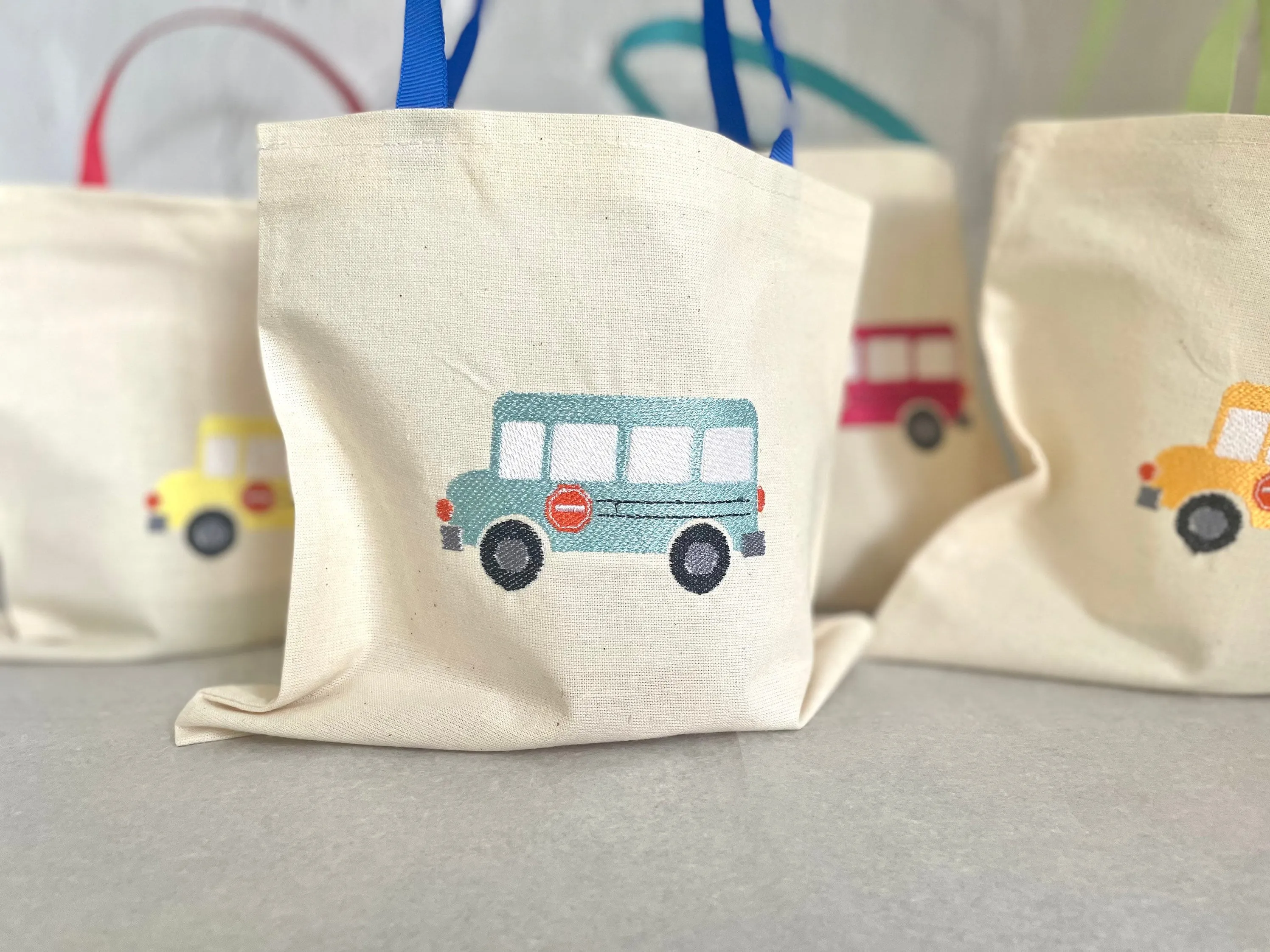 Busses cotton party bags