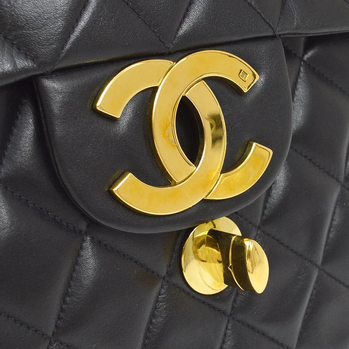 Chanel 1994-1996 Classic Flap Maxi Black Lambskin 70770