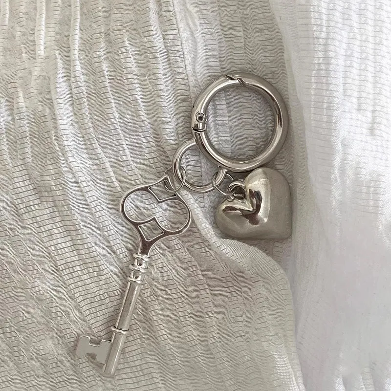 Cute Heart Shape Plastic Women's Keychain