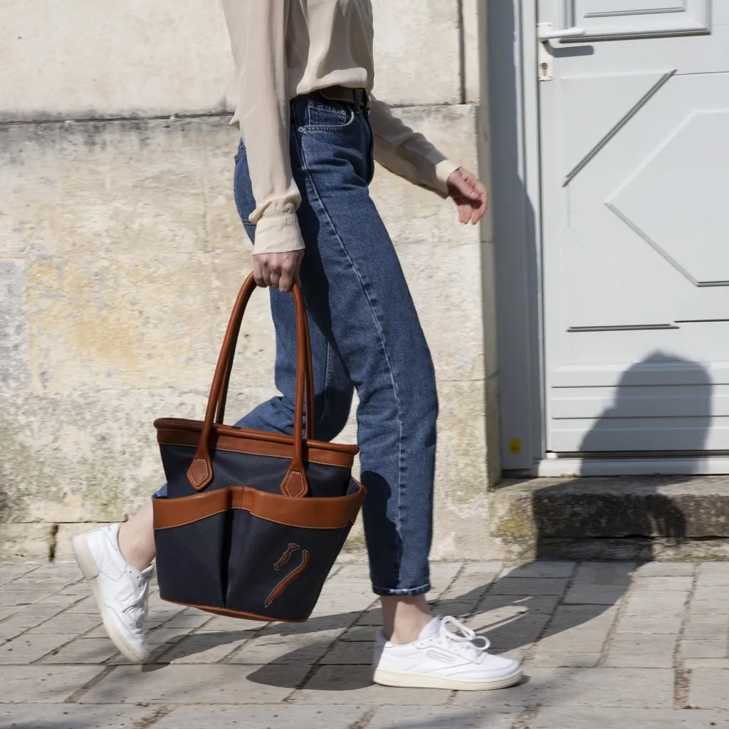 Deauville Grooming Bag / Hand Bag by Antares Sellier