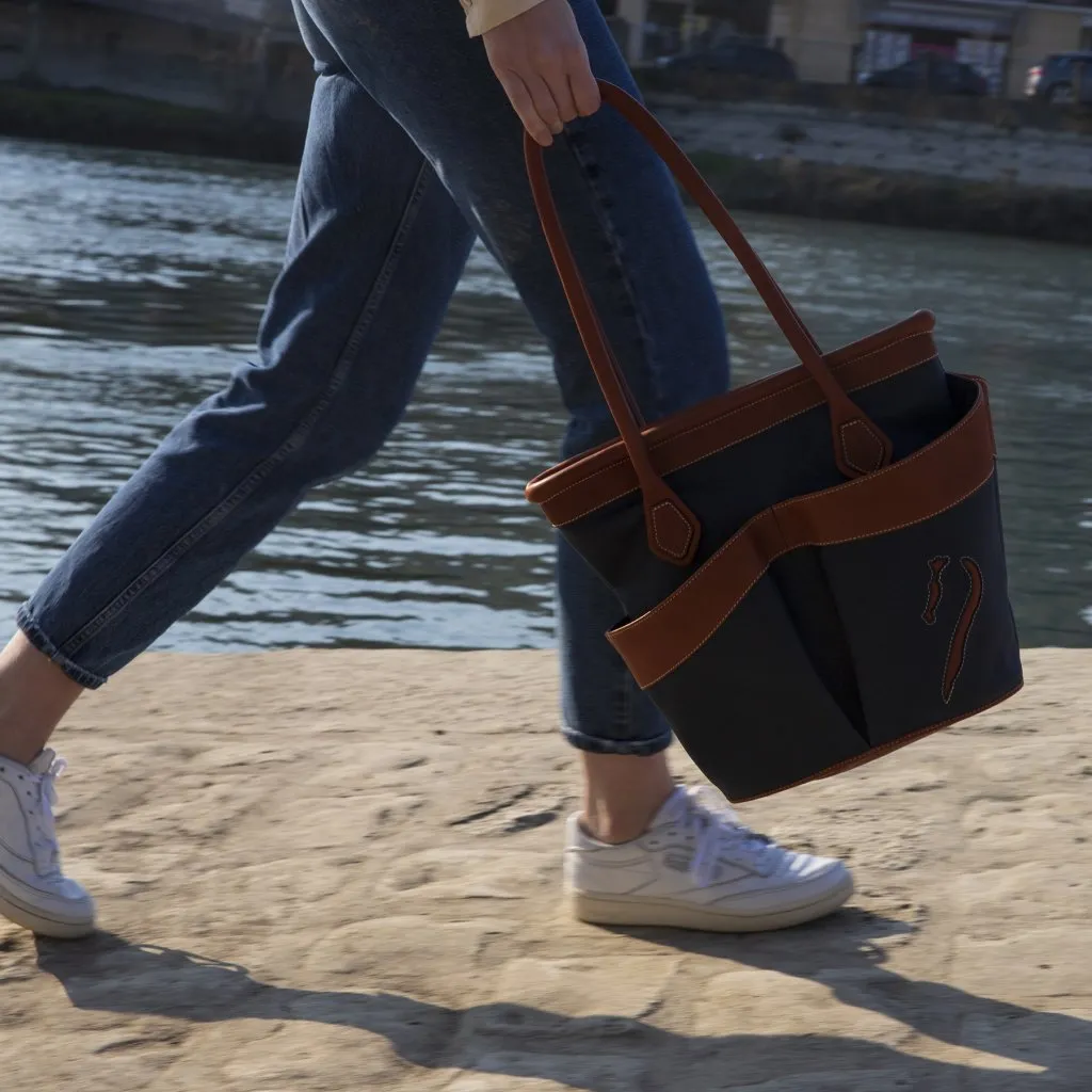 Deauville Grooming Bag / Hand Bag by Antares Sellier