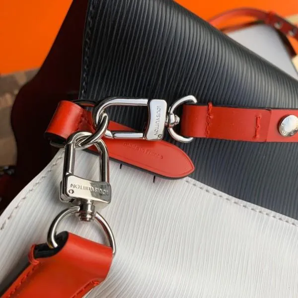 Neonoe Epi Leather Bucket Bag M55394 White/black 2019 Collection