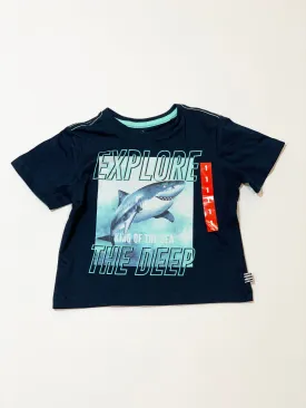 Shark tee brand new - Size 1