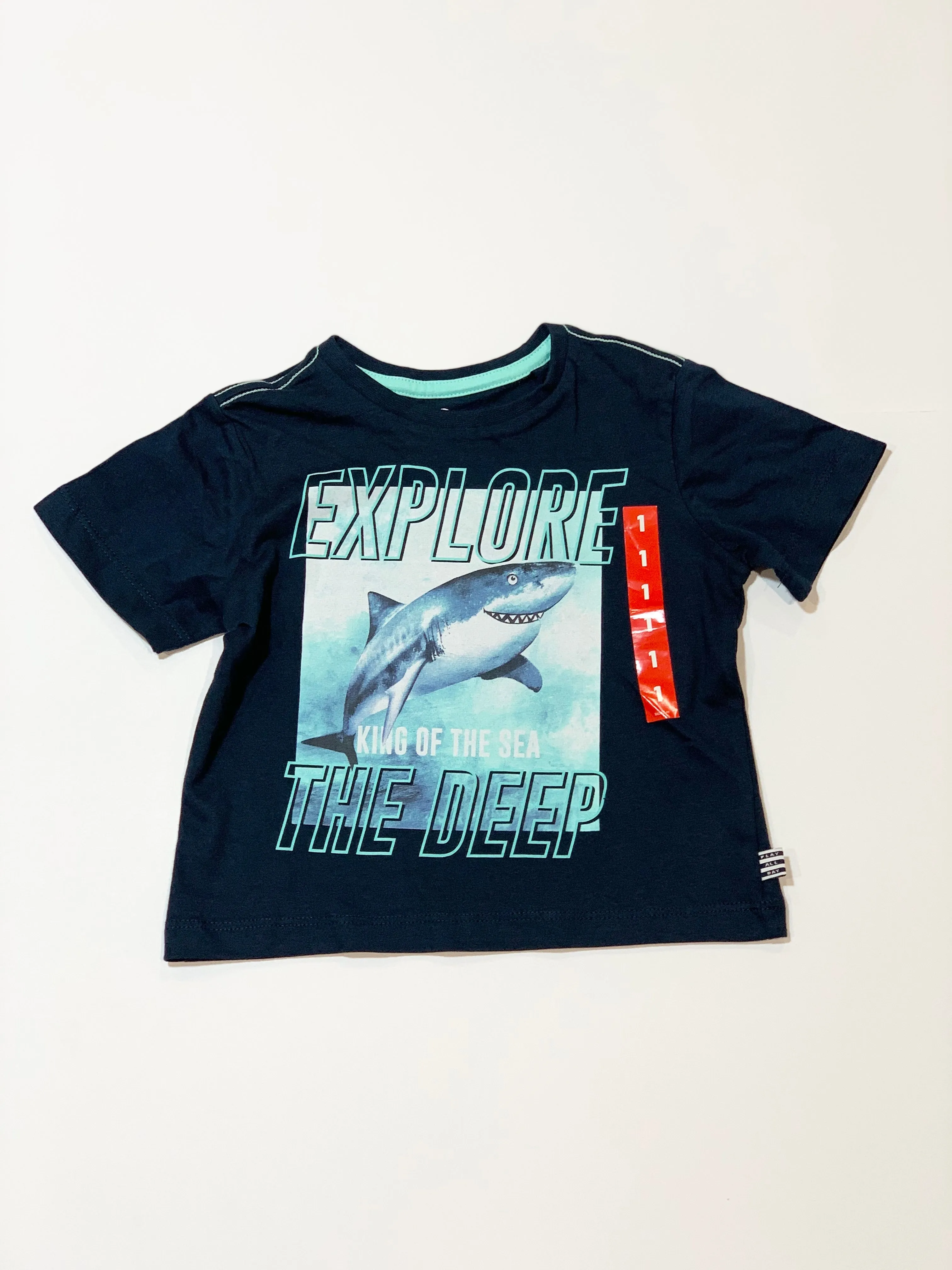 Shark tee brand new - Size 1