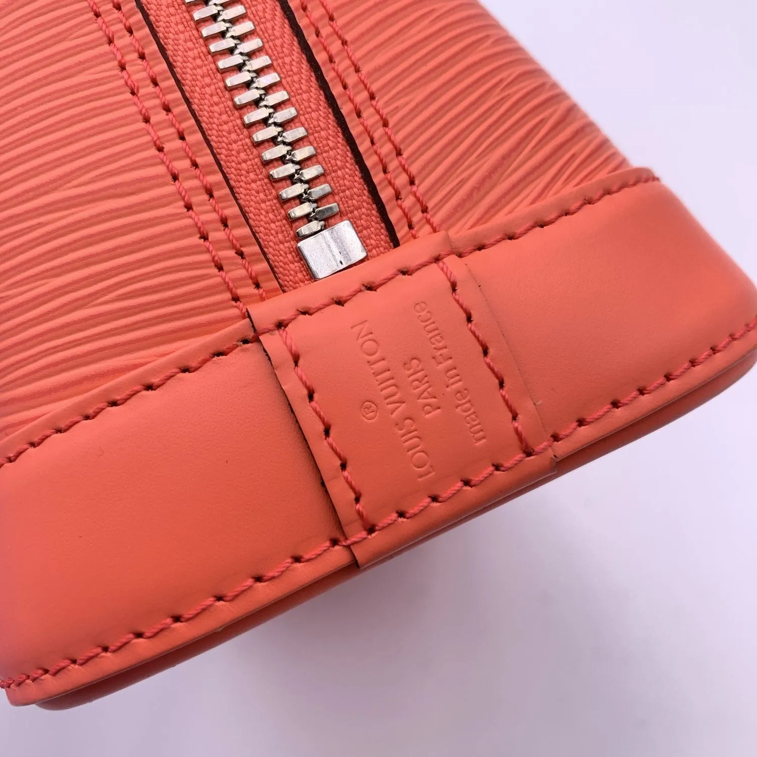 Trendy Inspired Louis Vuitton Poppy Epi Leather Alma Bb Bag Handbag With Strap