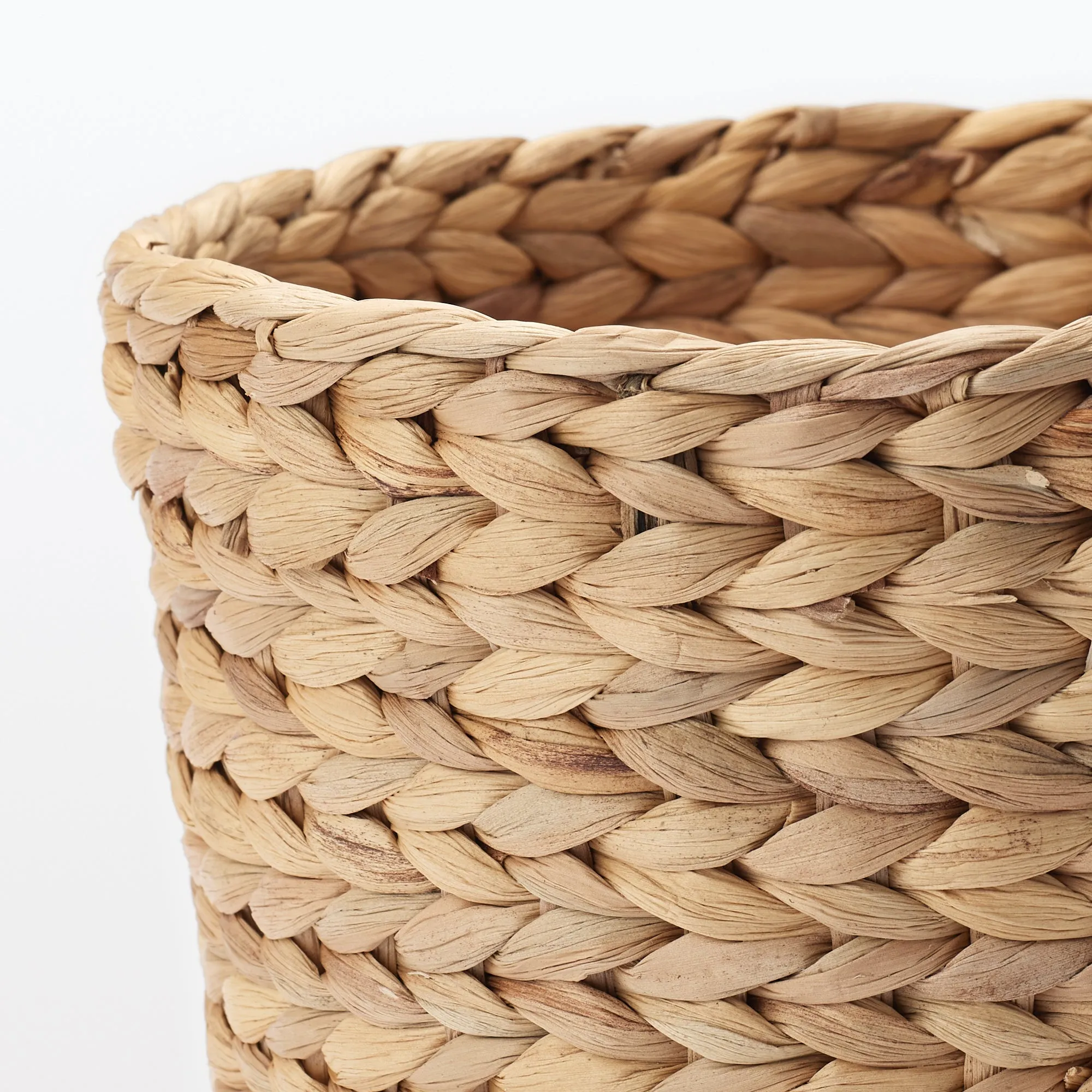 Water Hyacinth Basket - Round - Shallow Dia. 25 x H16 cm